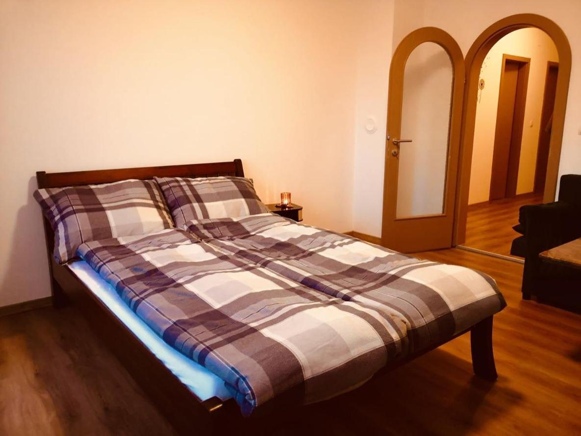 Thermenland-Traum Apartment Фюрстенфельд Екстер'єр фото